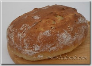 хлеб с домашним сыром
